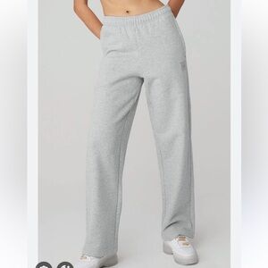 Alo yoga RENOWN HEAVY WEIGHT SWEATPANT in athletic heather gray